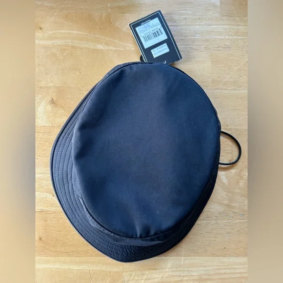 Tilley Hat - Picture 3 of 11